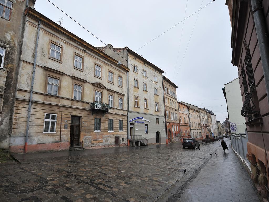Бюджетная Квартира На Леси Украинки Lviv Bagian luar foto